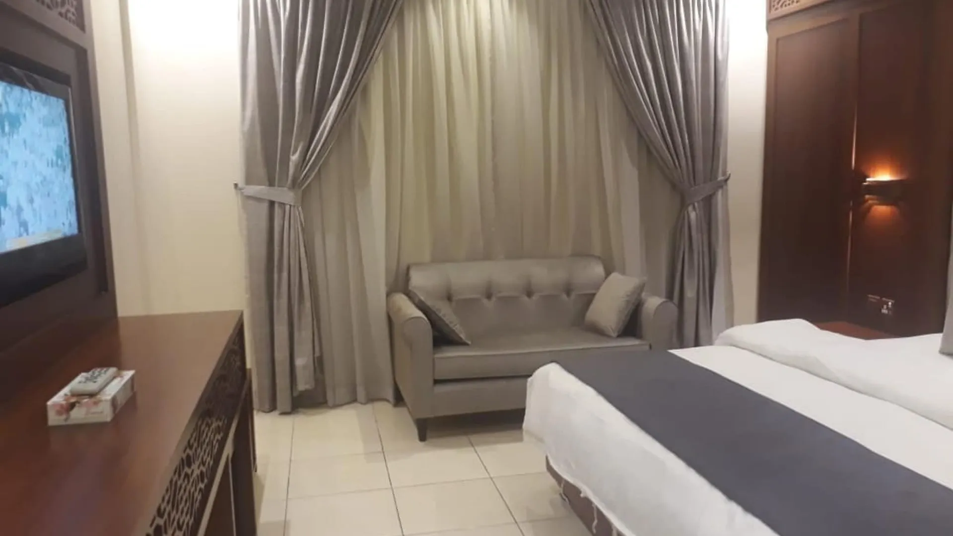 الشقق الفندقية سفير جدة للوحدات السكنية 0*,